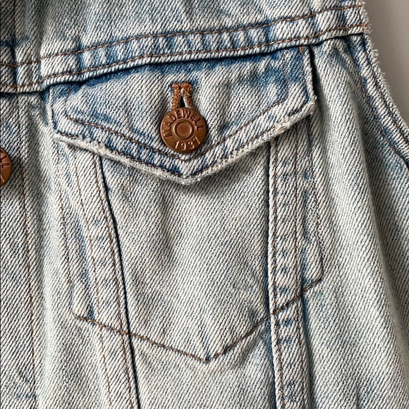Madewell denim vest - Picture 6 of 8